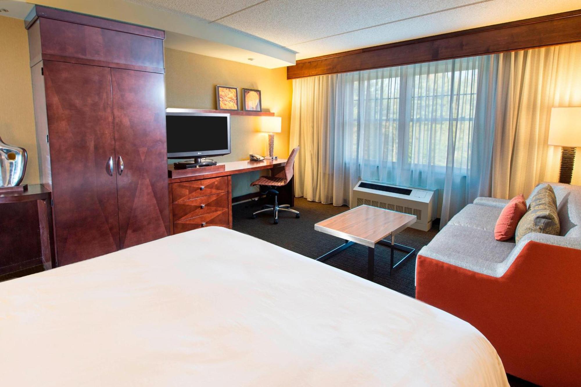 Courtyard Marriott לייק פלאסיד מראה חיצוני תמונה